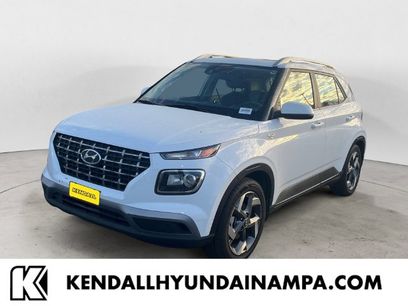 Used 2022 Hyundai Venue SEL