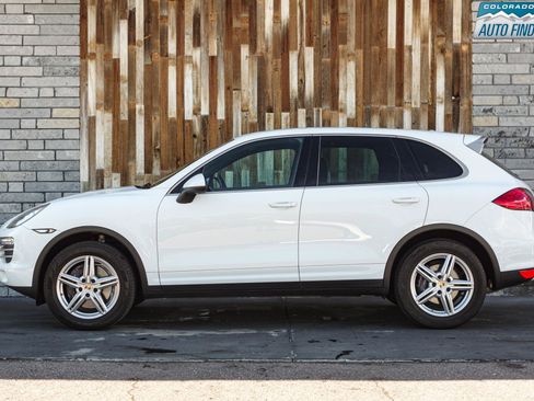 Used 2014 Porsche Cayenne Platinum Edition AWD/4WD image 3