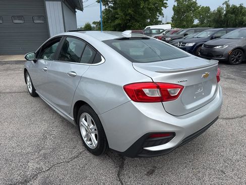 Used 2017 Chevrolet Cruze LT w/ Sun And Sound Package image 2