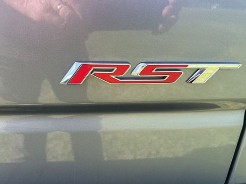 Used 2023 Chevrolet Silverado 1500 RST image 6