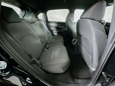 Certified 2025 Honda HR-V Sport image 8