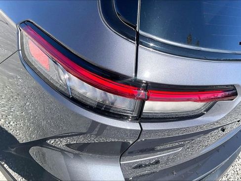 Used 2024 Jeep Grand Cherokee L Altitude image 30