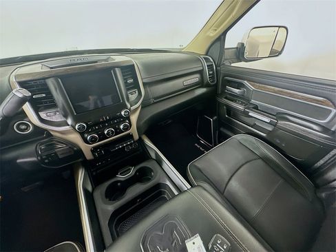 Used 2019 RAM 3500 Laramie image 11