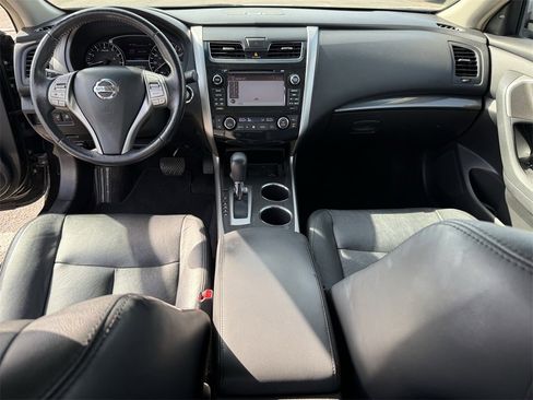 Used 2013 Nissan Altima 2.5 SL w/ Technology Pkg image 26
