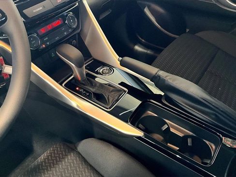 New 2026 Mitsubishi Eclipse Cross ES image 8