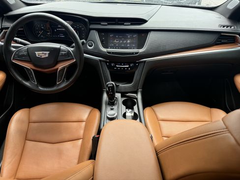 Used 2023 Cadillac XT5 Premium Luxury w/ Technology Package FWD image 13