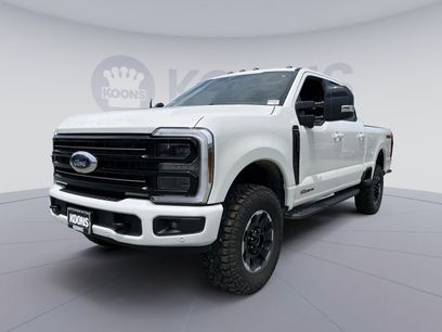 New 2025 Ford F250 Platinum w/ Tremor Off-Road Package