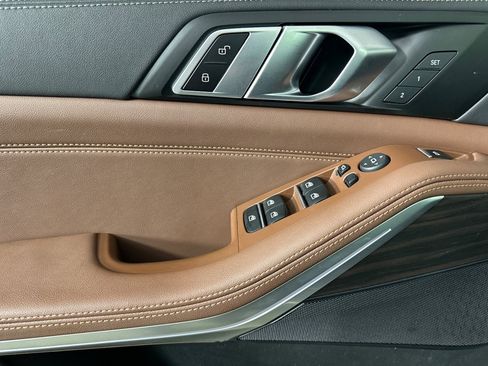 Used 2024 BMW X5 xDrive50e w/ Parking Assistance Package image 10