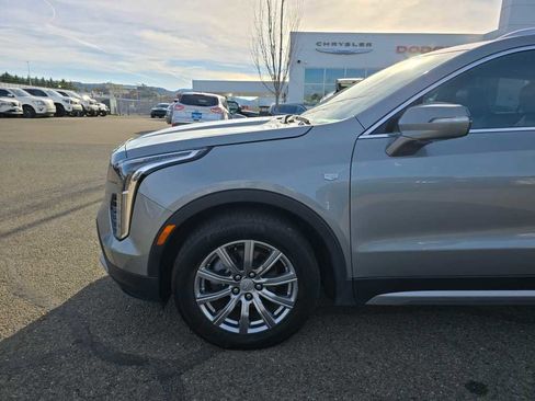Used 2023 Cadillac XT4 Premium Luxury image 18