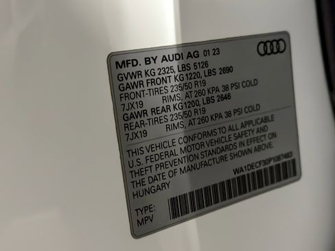 Used 2023 Audi Q3 2.0T Premium w/ Convenience Package AWD/4WD image 27