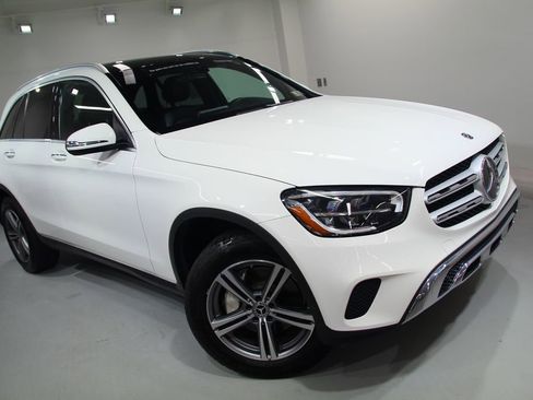 Certified 2020 Mercedes-Benz GLC 300 4MATIC image 11