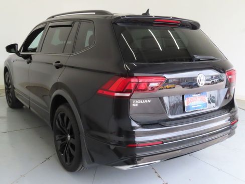 Used 2020 Volkswagen Tiguan SE R-Line image 7