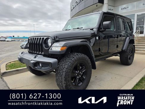 Used 2020 Jeep Wrangler Unlimited Sahara image 1