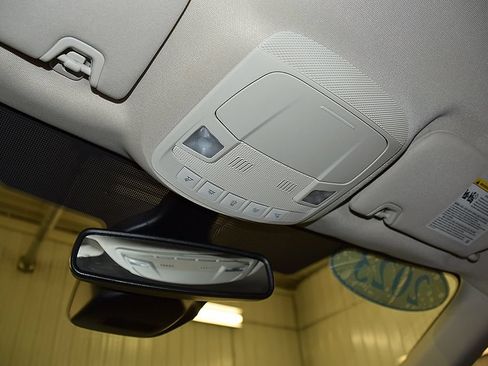 Used 2023 Ford Edge SEL w/ Convenience Package AWD/4WD image 28