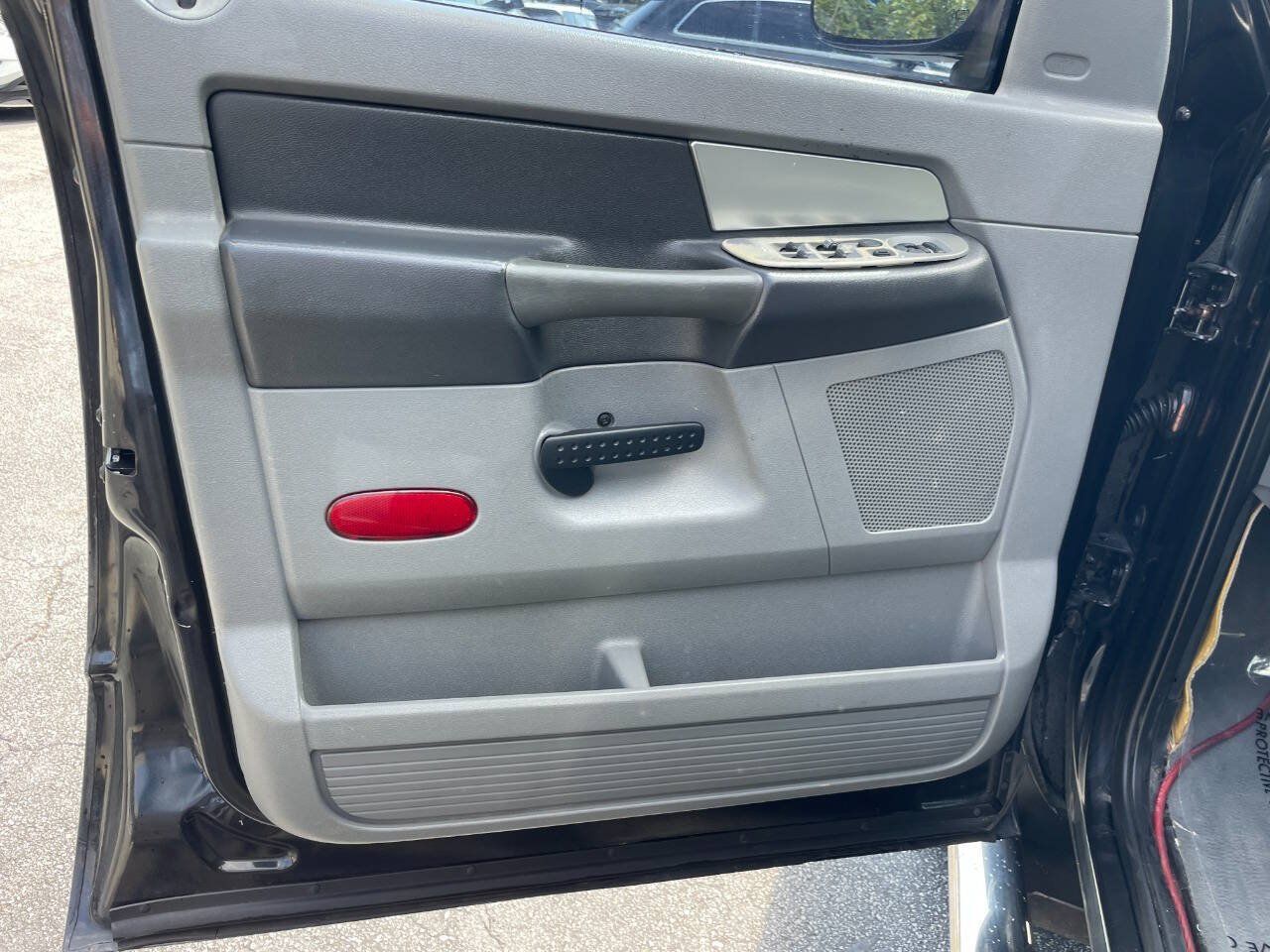 Used 2007 Dodge Ram 1500 Truck SLT RWD image 18