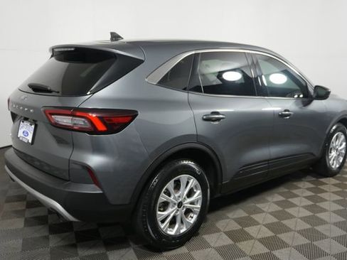 Used 2023 Ford Escape Active w/ Cold Weather Package FWD image 3