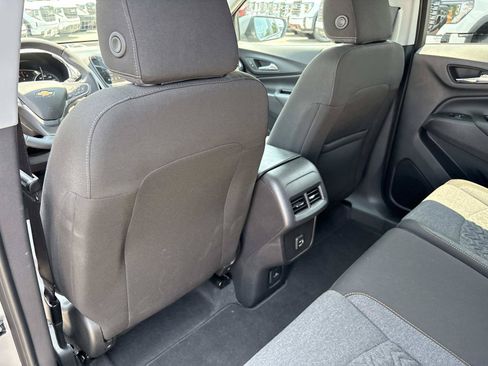 Used 2024 Chevrolet Equinox LT FWD image 32