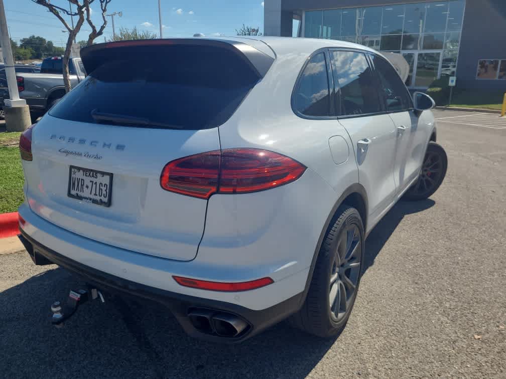 Used 2015 Porsche Cayenne Turbo AWD/4WD image 4