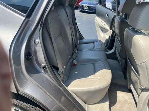 Used 2013 Nissan Rogue SL AWD/4WD image 37