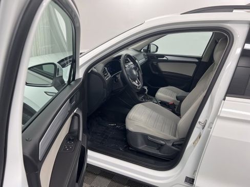 Used 2024 Volkswagen Tiguan S image 12