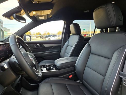 Used 2025 Buick Enclave Preferred image 29