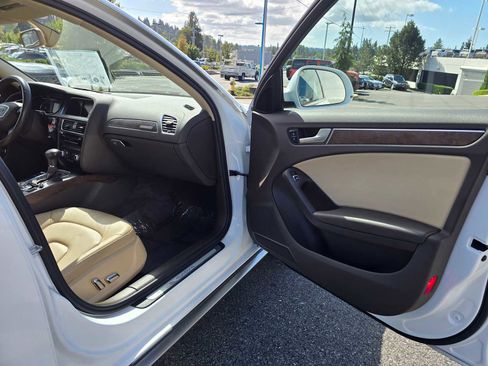 Used 2015 Audi A4 Premium w/ Audi MMI Navigation image 10