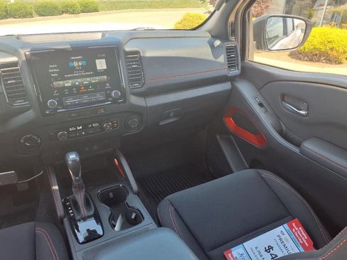 Used 2023 Nissan Frontier PRO-4X w/ Tow Package image 11
