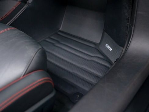 Used 2019 Lamborghini Huracan LP 580-2 image 16