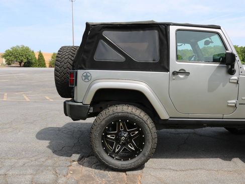 Used 2014 Jeep Wrangler Sport image 41