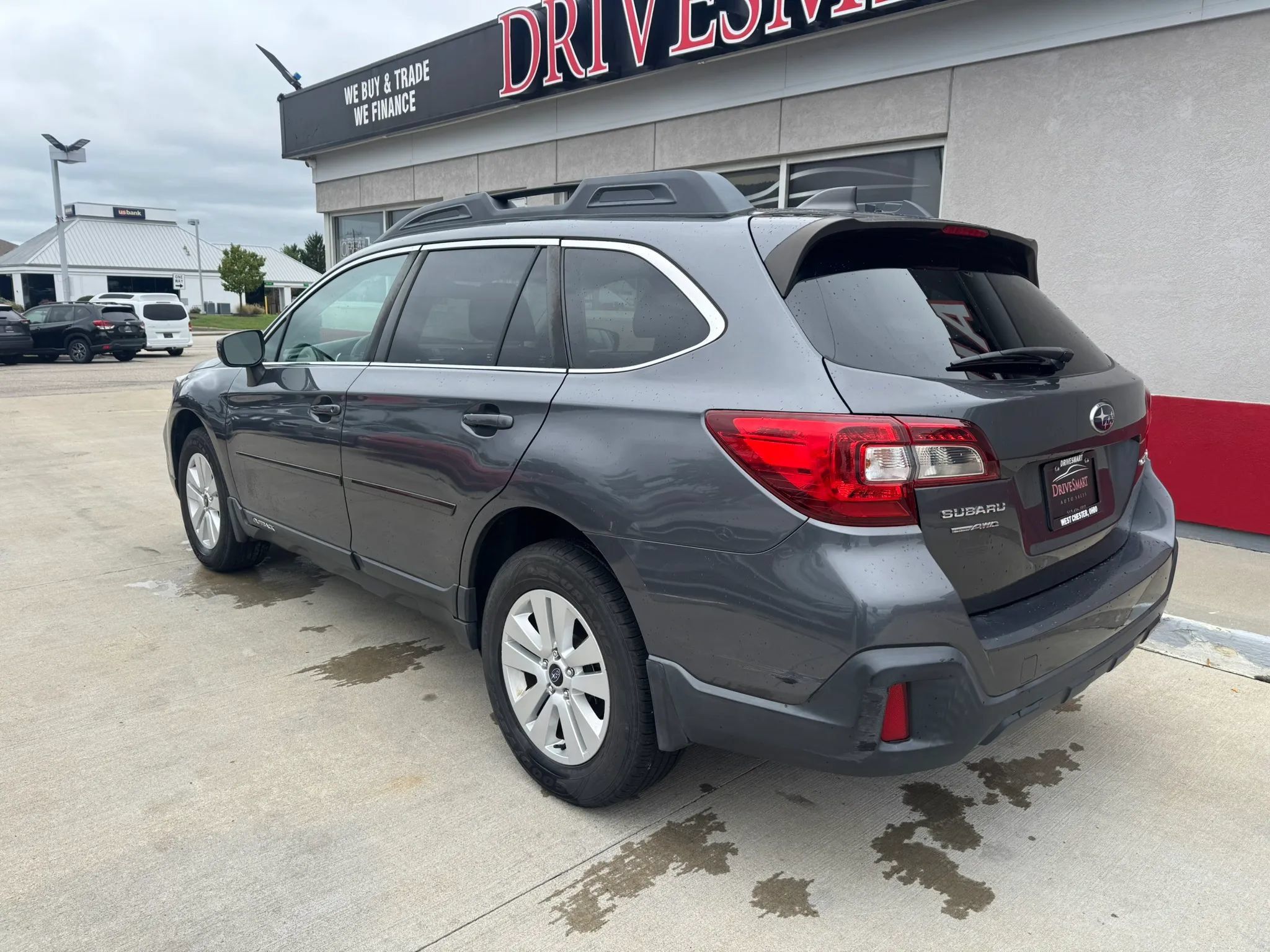 Used 2018 Subaru Outback 2.5i Premium AWD/4WD image 6