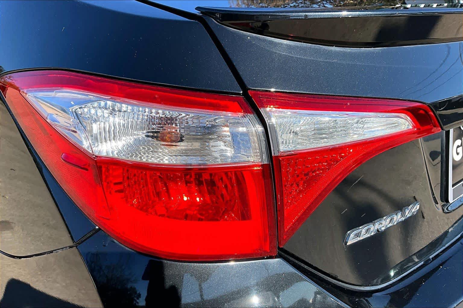 Used 2016 Toyota Corolla S FWD image 27
