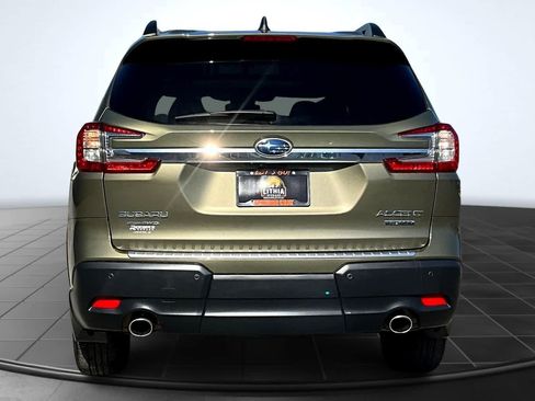 Used 2024 Subaru Ascent Limited w/ Technology Package image 5