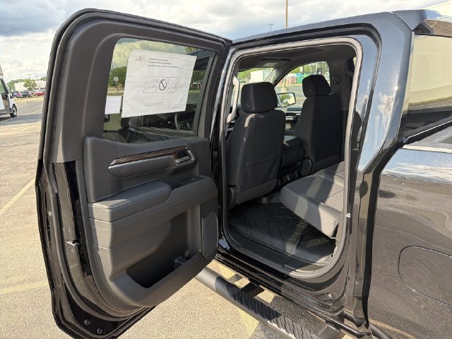 New 2026 Chevrolet Silverado 1500 RST w/ RST Select Package AWD/4WD image 21