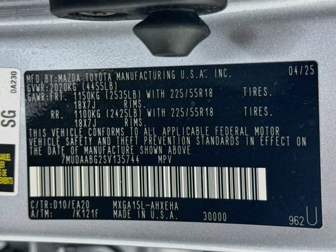 Certified 2025 Toyota Corolla Cross XLE w/ Convenience Package AWD/4WD image 32