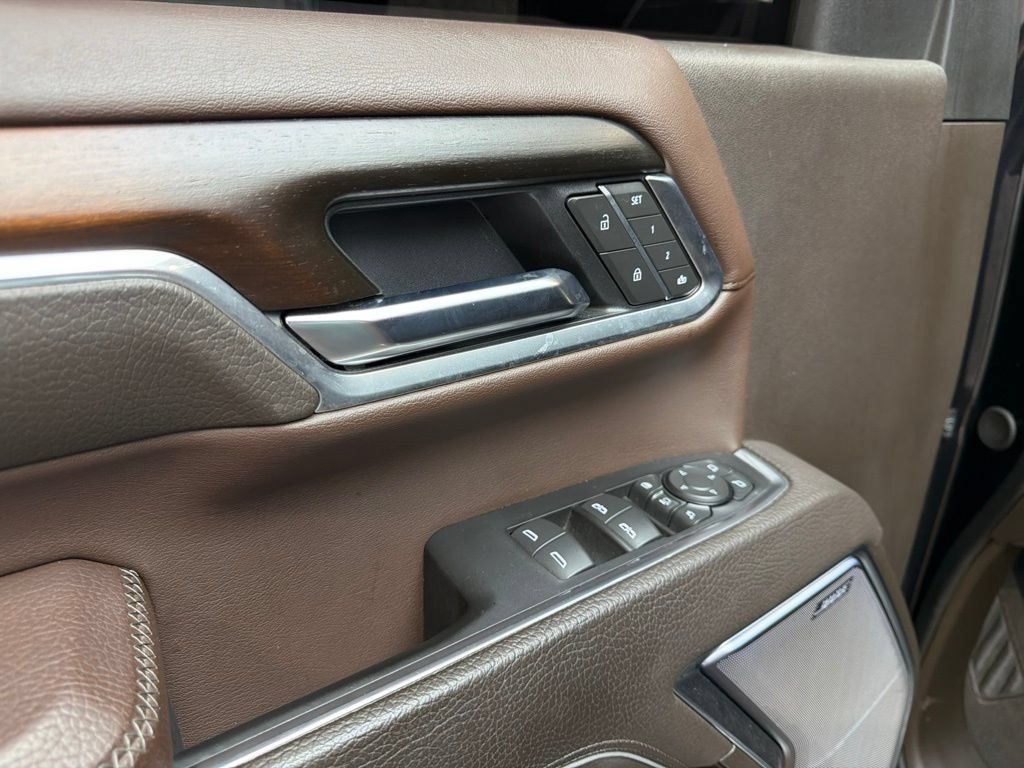 Used 2025 GMC Sierra 2500 Denali AWD/4WD image 23