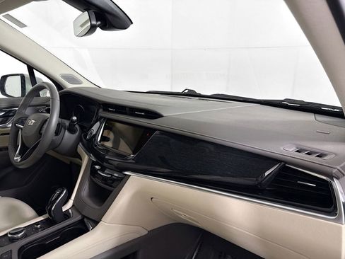 Used 2023 Cadillac XT6 Premium Luxury w/ LPO, Floor Liner Package AWD/4WD image 29
