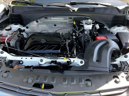 Used 2025 Chevrolet TrailBlazer LT AWD/4WD image 10