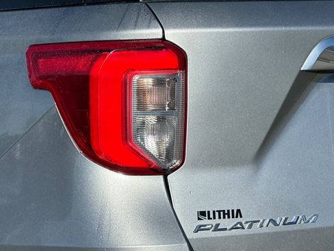 Certified 2023 Ford Explorer Platinum w/ Technology Package image 29