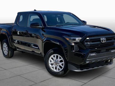 Used 2024 Toyota Tacoma SR5 image 5