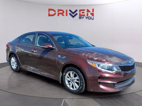 Used 2016 Kia Optima LX image 7