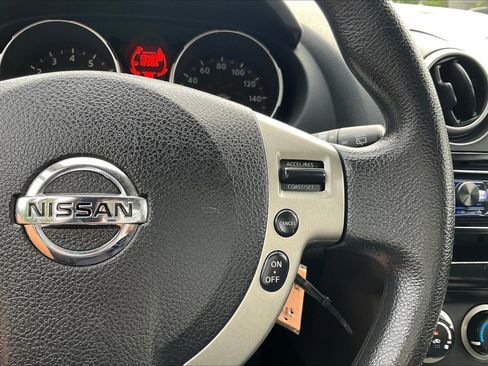 Used 2010 Nissan Rogue S Krom Edition AWD/4WD image 12