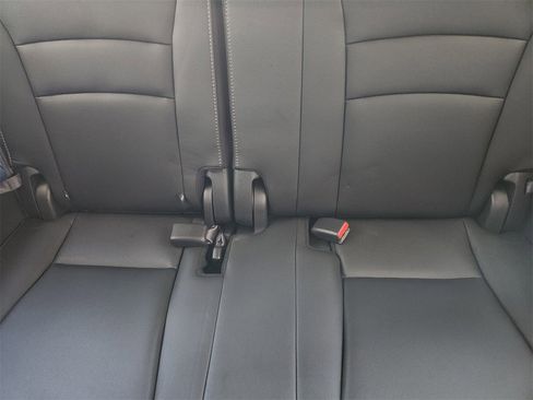 Certified 2022 Honda Pilot Touring image 31