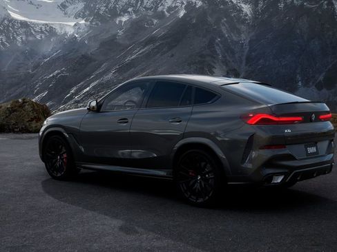 New 2026 BMW X6 xDrive40i w/ Executive Package image 2