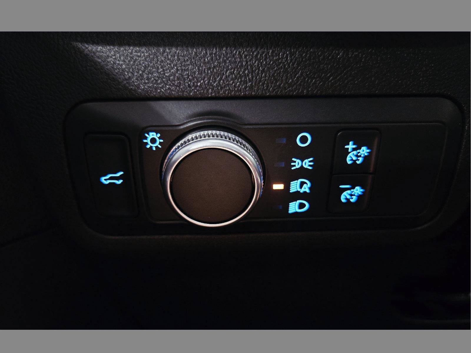 Used 2022 Ford Escape SE w/ Convenience Package FWD image 13
