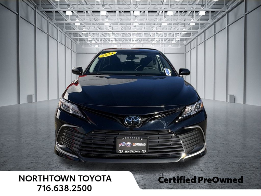 Used 2024 Toyota Camry LE FWD image 18