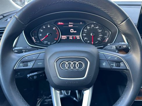 Used 2023 Audi Q5 2.0T Premium w/ Convenience Package image 22