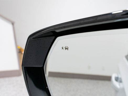 Used 2023 Cadillac Escalade Sport Platinum w/ LPO, ONYX Package image 14