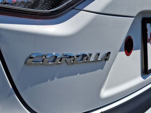 Used 2024 Toyota Corolla LE FWD image 25