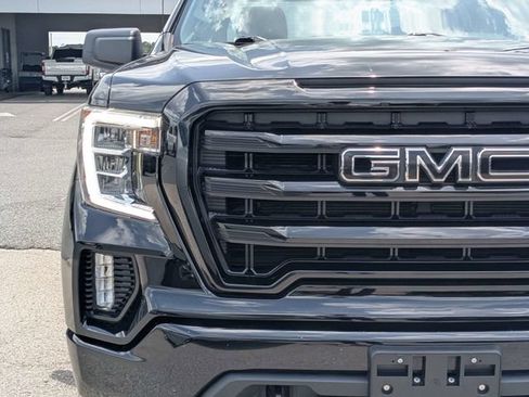 Used 2021 GMC Sierra 1500 Elevation w/ X31 Off-Road Package AWD/4WD image 9