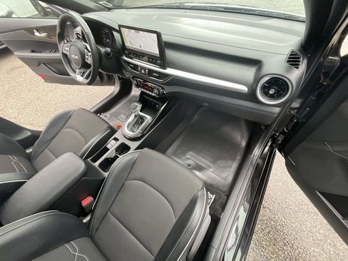 Used 2022 Kia Forte GT-Line w/ GT-Line Premium Package image 31